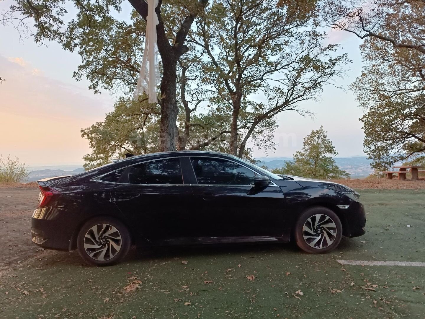 Sahibinden Honda Civic 1.6i VTEC Elegance 2017 Model İstanbul 181.000 km Siyah 5