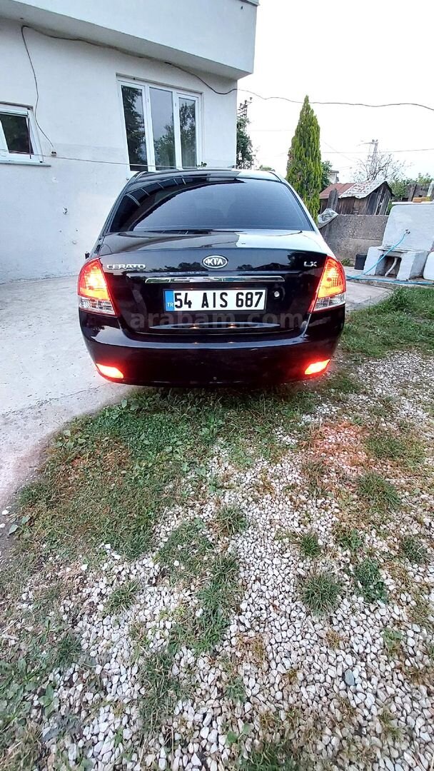 Sahibinden Kia Cerato 1.6 LX Basic 2008 Model Sakarya 257.000 km Siyah 6