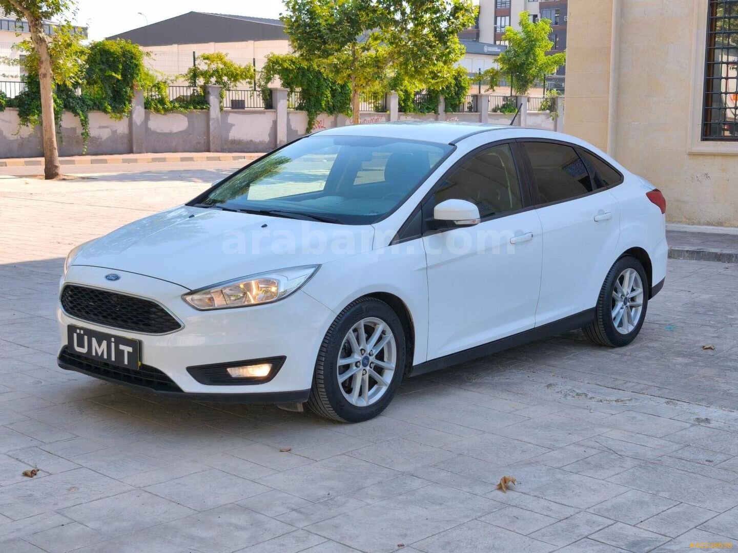 Galeriden Ford Focus 1.5 TDCi Trend X 2017 Model Gaziantep 85.000 km Beyaz 3