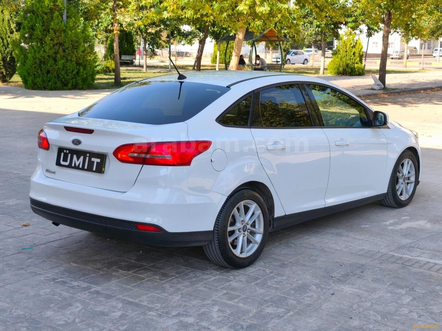 Galeriden Ford Focus 1.5 TDCi Trend X 2017 Model Gaziantep 85.000 km Beyaz 5