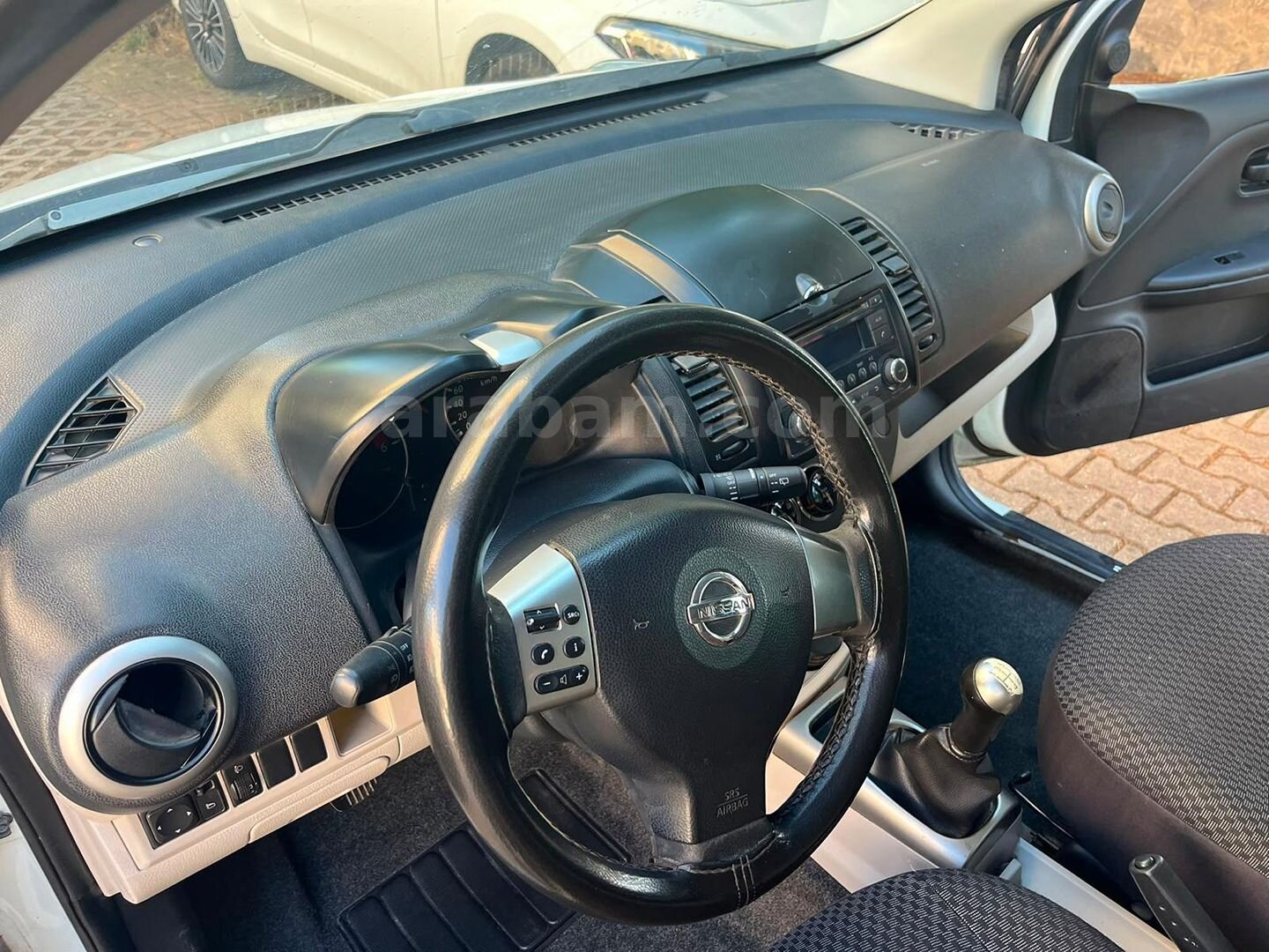 Sahibinden Nissan Note 1.5 dCi Tekna 2011 Model İstanbul 243.000 km Beyaz 5