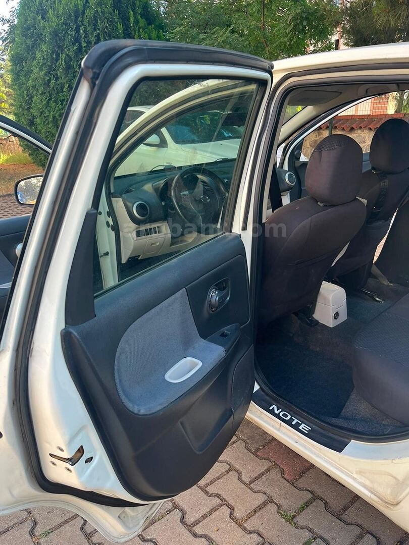 Sahibinden Nissan Note 1.5 dCi Tekna 2011 Model İstanbul 243.000 km Beyaz 2