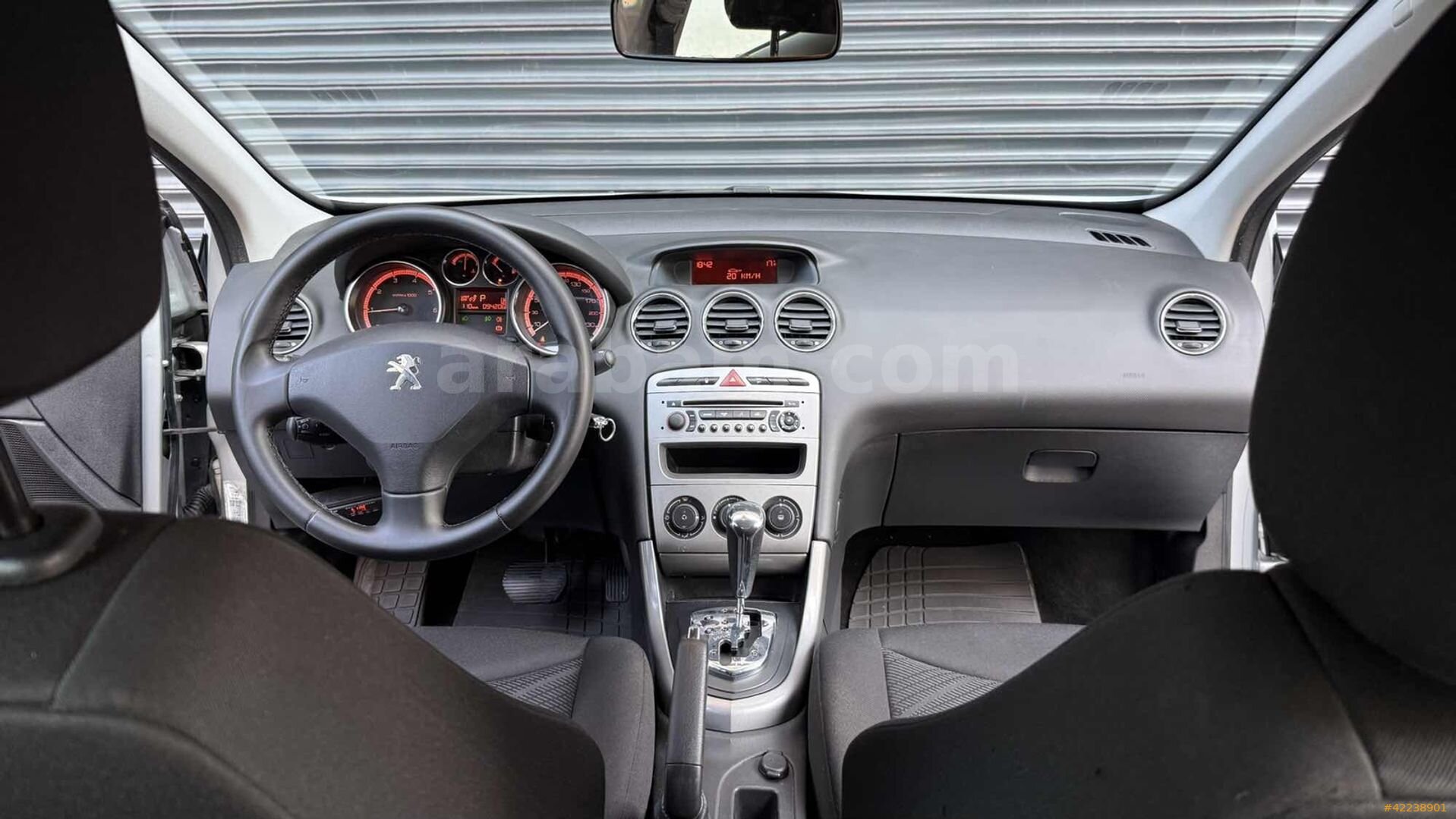 Galeriden Peugeot 308 1.6 VTi Active 2012 Model Kocaeli 96.000 km Gri 3