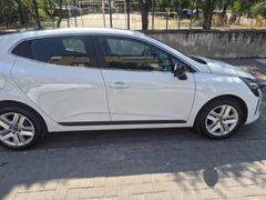 Sahibinden Renault Clio 1.0 TCe Evolution 2025 Model  6.600 km Beyaz