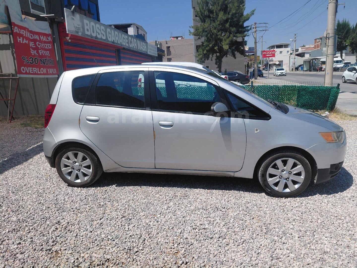 Sahibinden Mitsubishi Colt 1.3 Elegance 2011 Model İzmir 240.000 km Gri (Gümüş) 3