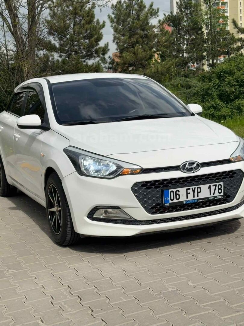 Sahibinden Hyundai i20 1.2 MPI Jump 2018 Model Ankara 86.000 km Beyaz 1