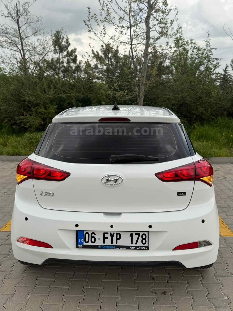 Sahibinden Hyundai i20 1.2 MPI Jump 2018 Model Ankara 86.000 km Beyaz 7