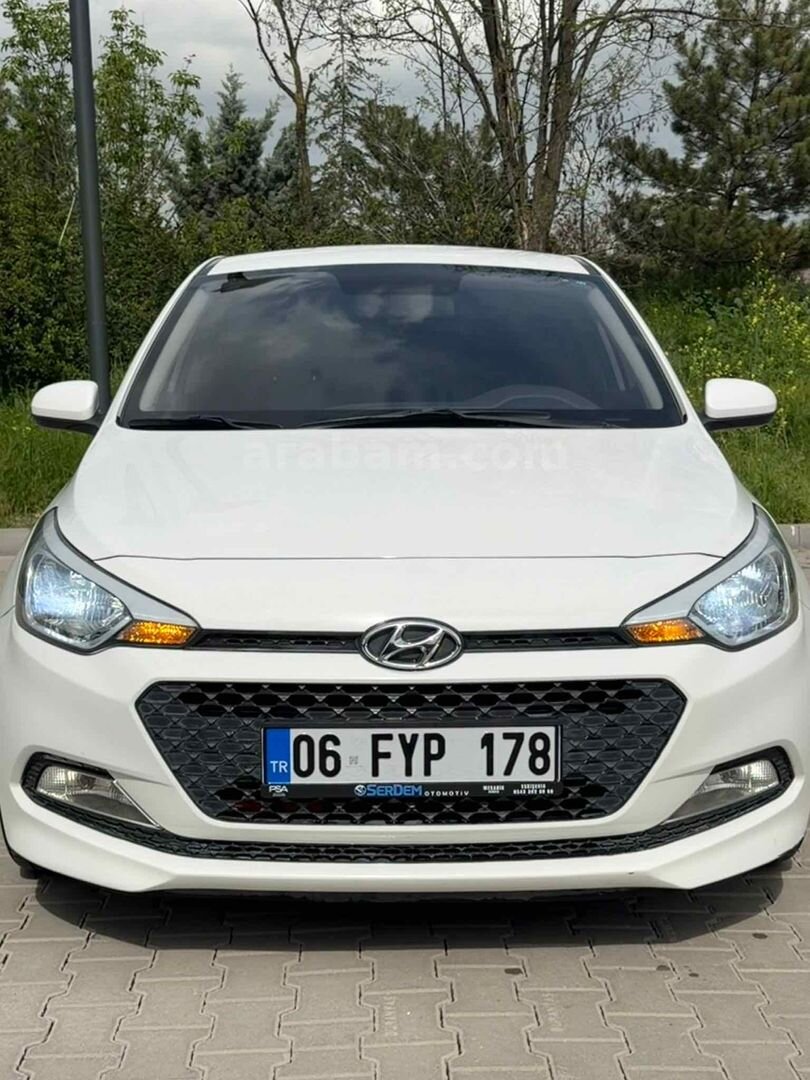 Sahibinden Hyundai i20 1.2 MPI Jump 2018 Model Ankara 86.000 km Beyaz 2