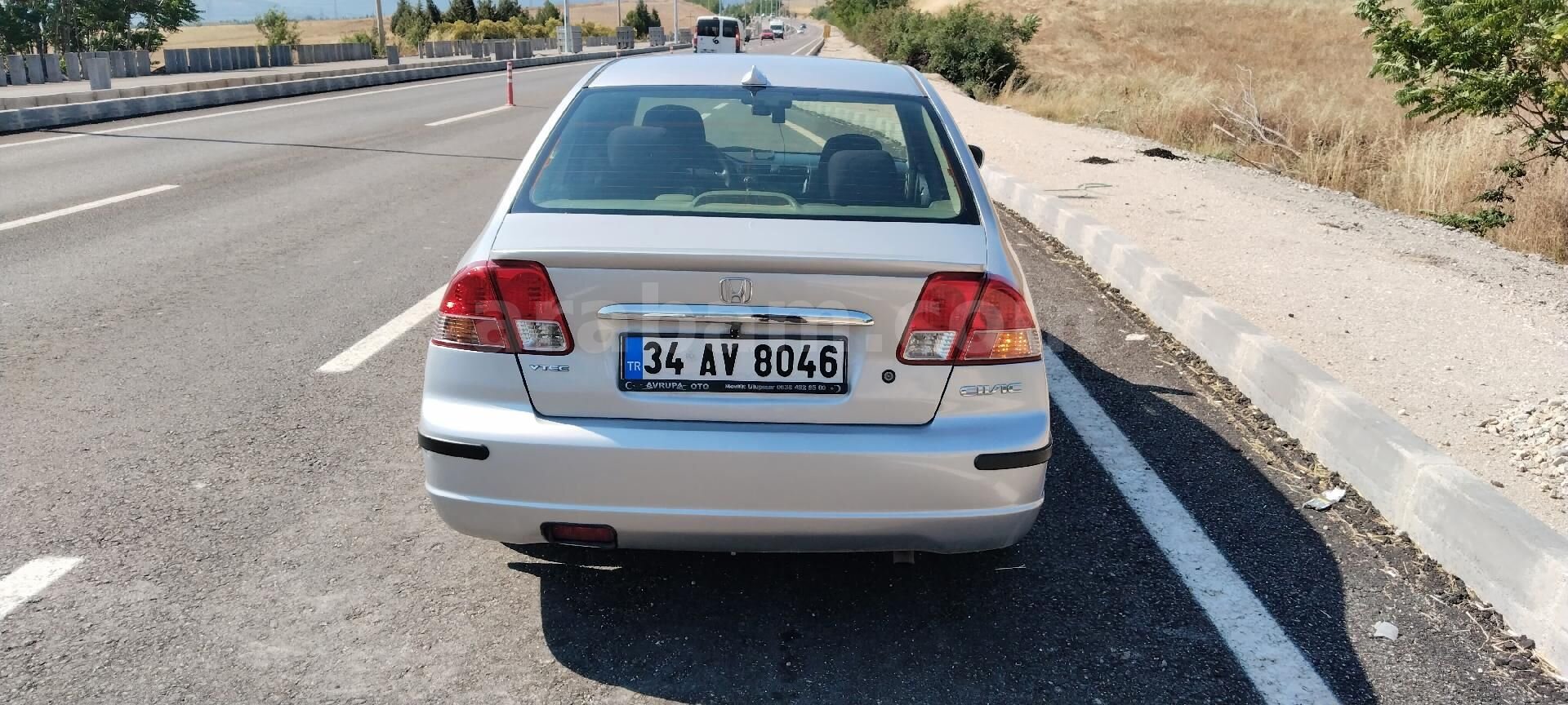Sahibinden Honda Civic 1.6i VTEC ES 2004 Model Karabük 150.000 km Gri (Gümüş) 5