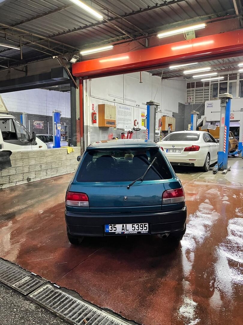 Sahibinden Daihatsu Charade 1.3 CX 1999 Model İzmir 214.000 km Turkuaz 4
