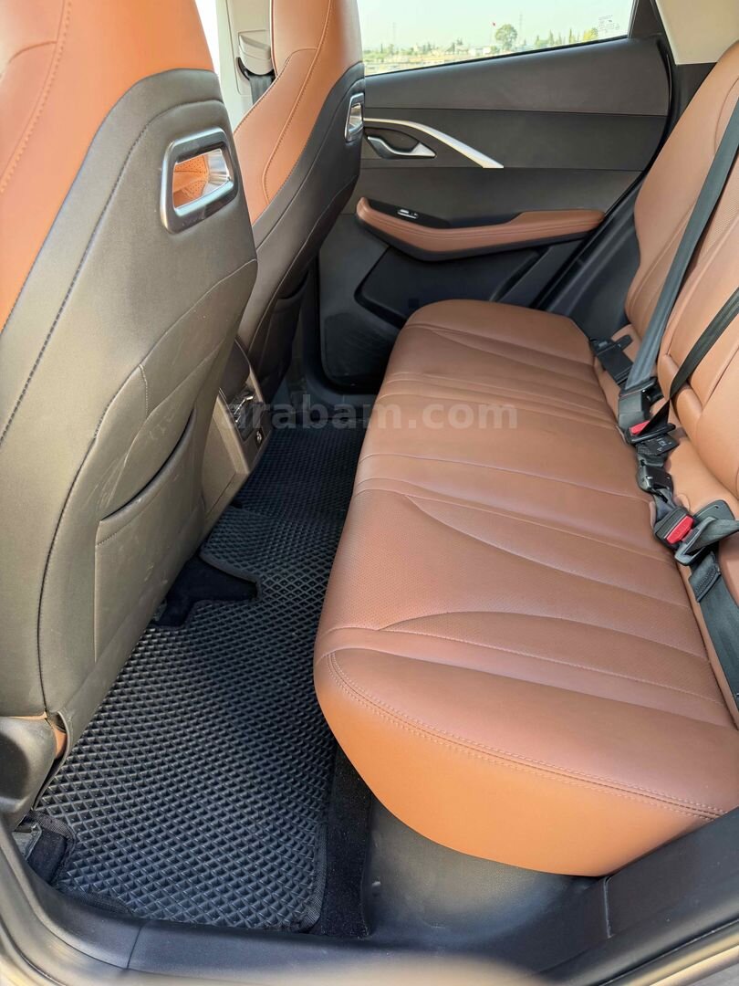 Sahibinden Chery Omoda 5 1.6 T-GDI Excellent 2023 Model Mersin 30.500 km Gri 7