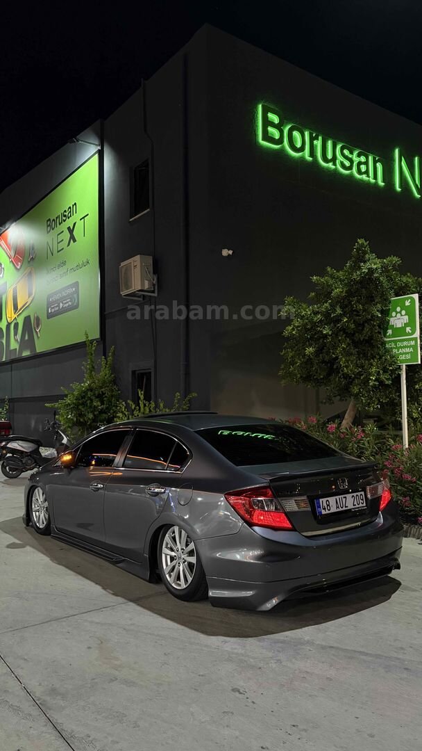 Sahibinden Honda Civic 1.6i VTEC Eco Elegance 2012 Model Muğla 218.000 km Füme 3
