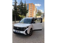 Sahibinden Ford Tourneo Courier 1.5 EcoBlue Titanium 2025 Model 
