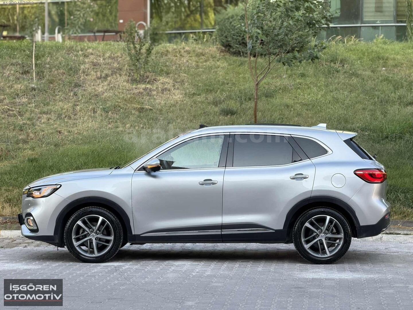 İŞGÖRENDEN 2024 DEĞİŞNSZ MG HS 1.5T-GDI LUXURY+CAMTVN+İÇKRMIZI++ 4
