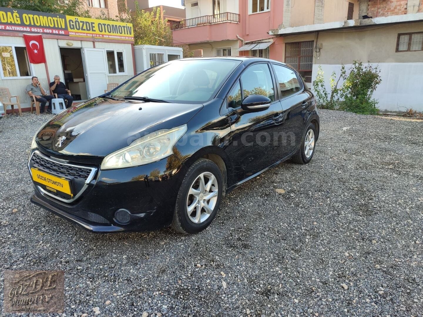Galeriden Peugeot 208 1.4 HDi Active 2012 Model Hatay 207.000 km Siyah 2