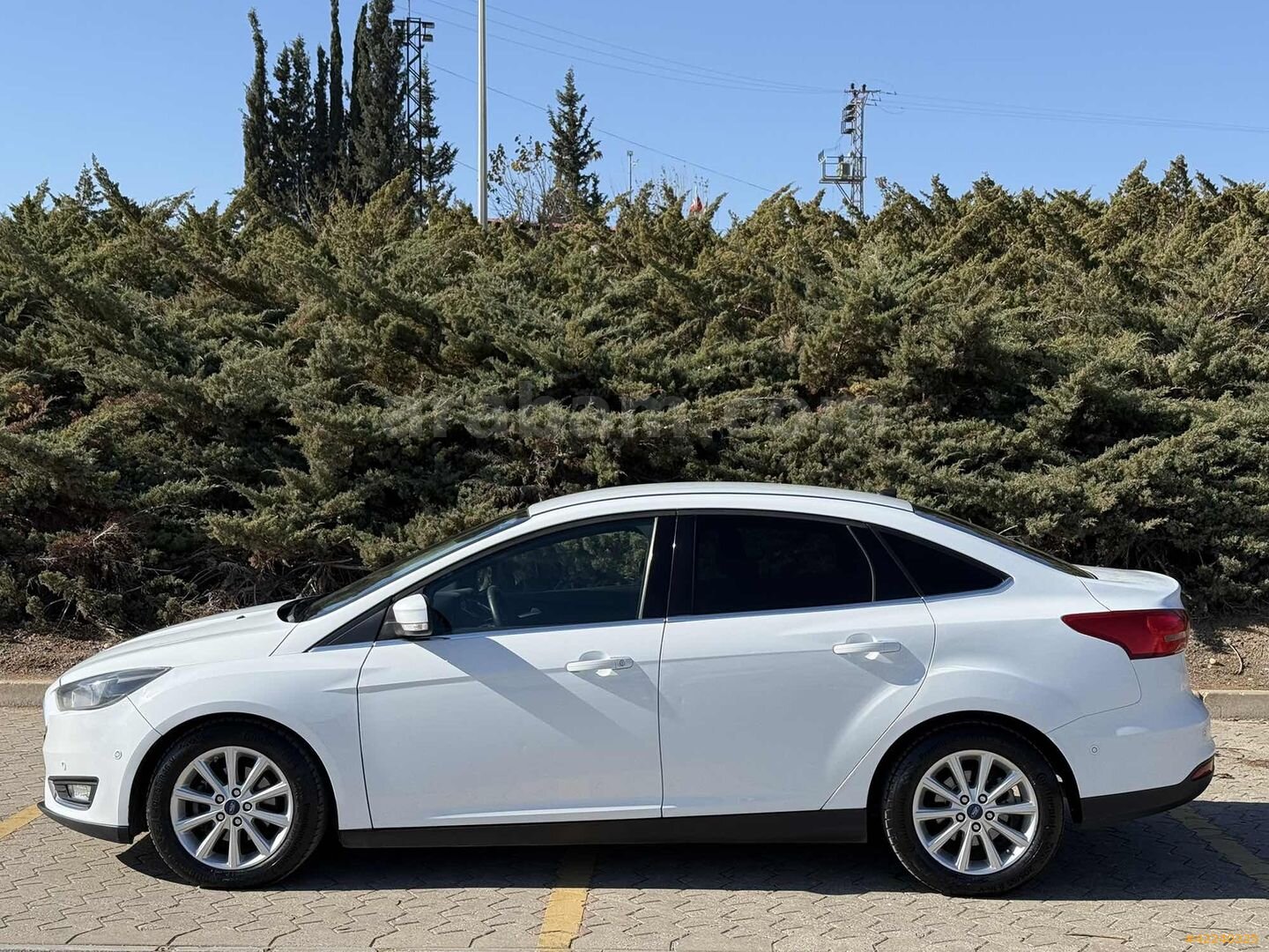 Galeriden Ford Focus 1.5 TDCi Titanium 2016 Model Adana 310.000 km Beyaz 5