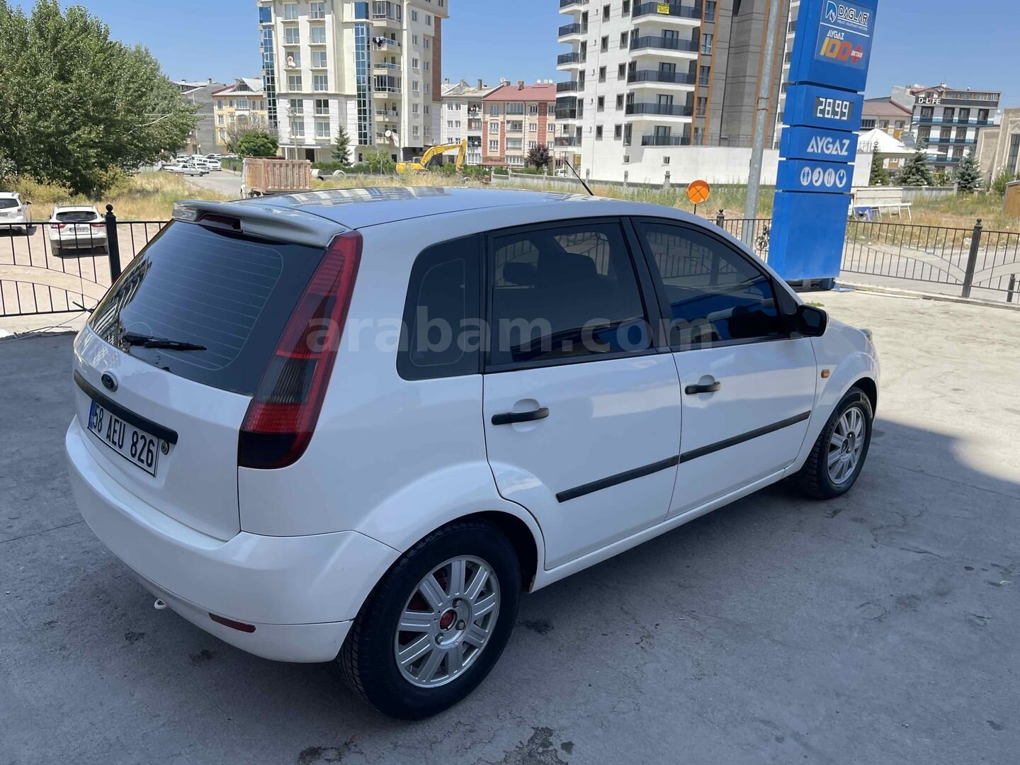 Sahibinden Ford Fiesta 1.4 TDCi Comfort 2006 Model Sivas 280.000 km Beyaz 4