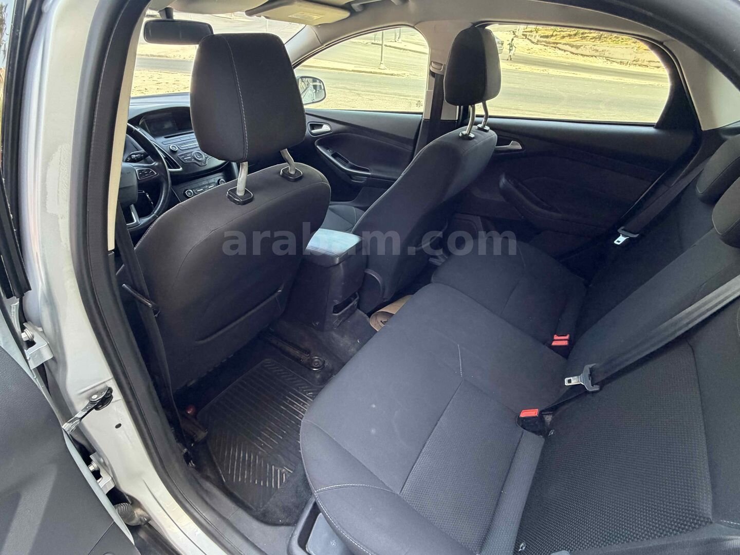 Sahibinden Ford Focus 1.5 TDCi Trend X 2016 Model Gaziantep 266.000 km Gri 6