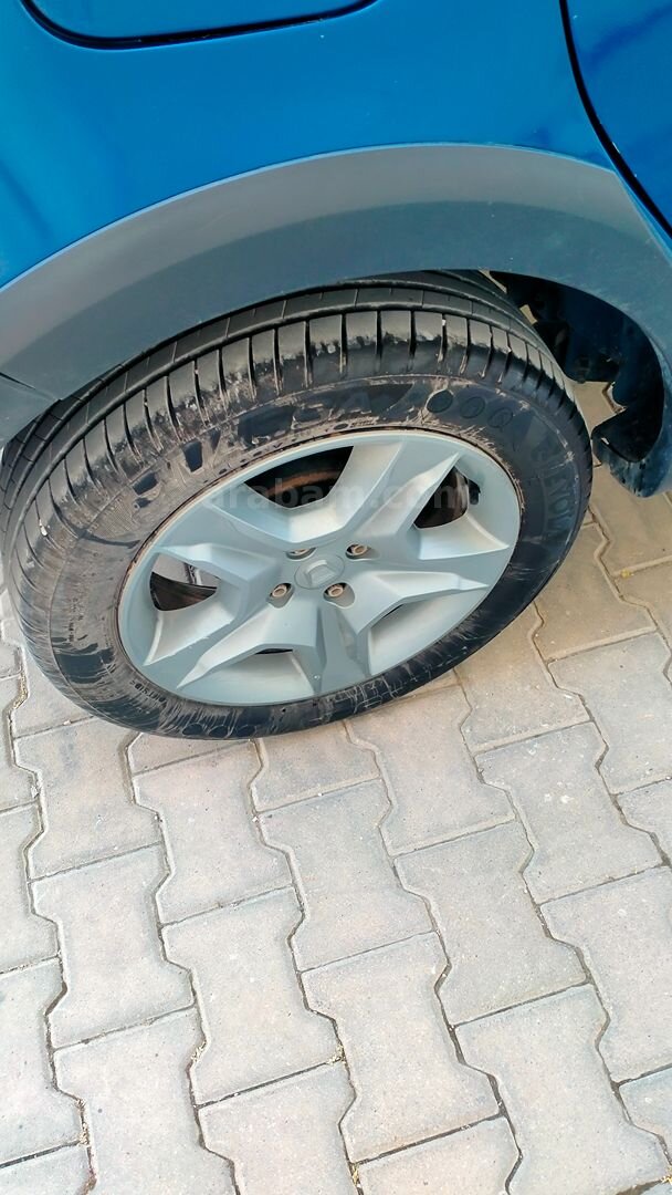 Sahibinden Dacia Sandero 0.9 TCe Stepway Easy-R 2020 Model Eskişehir 65.135 km Mavi (metalik) 7