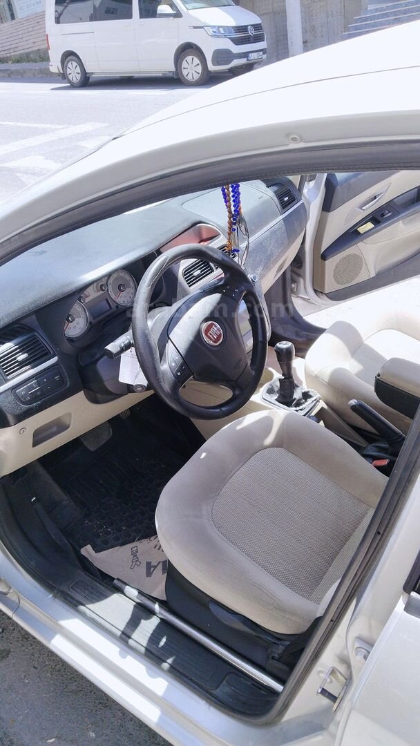 Sahibinden Fiat Linea 1.3 Multijet Emotion Plus 2010 Model Kocaeli 269.000 km Gri 7