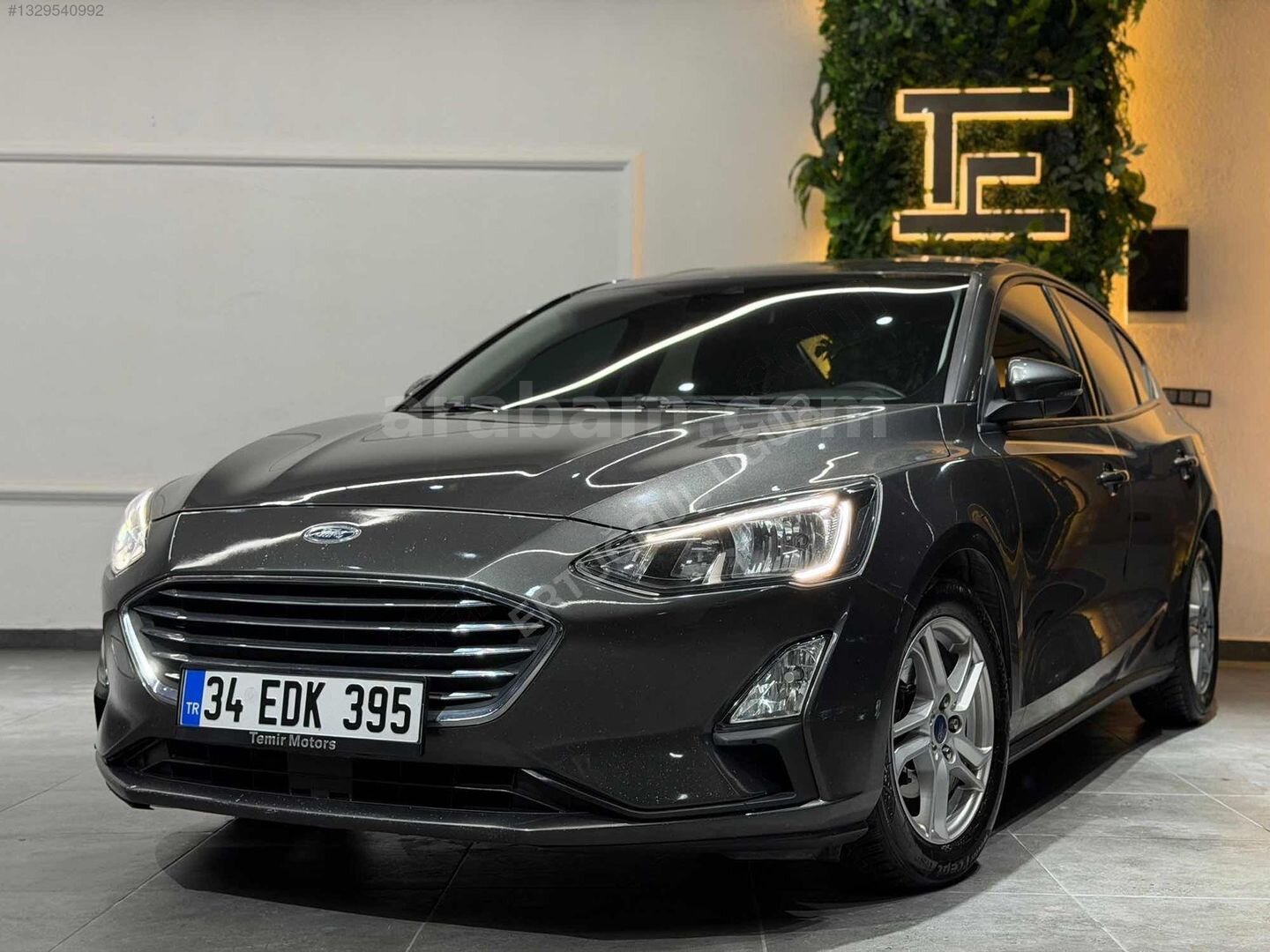 Galeriden Ford Focus 1.5 EcoBlue Trend X 2021 Model İstanbul 149.000 km Füme 2