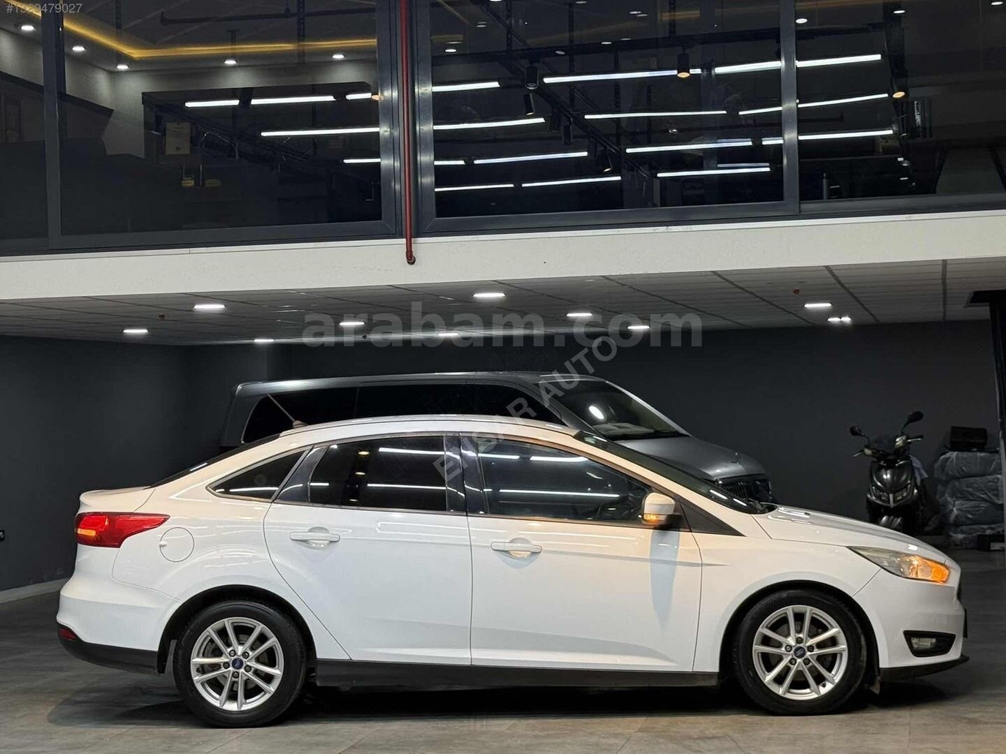 Galeriden Ford Focus 1.5 EcoBlue Trend X 2018 Model İstanbul 161.000 km Beyaz 5