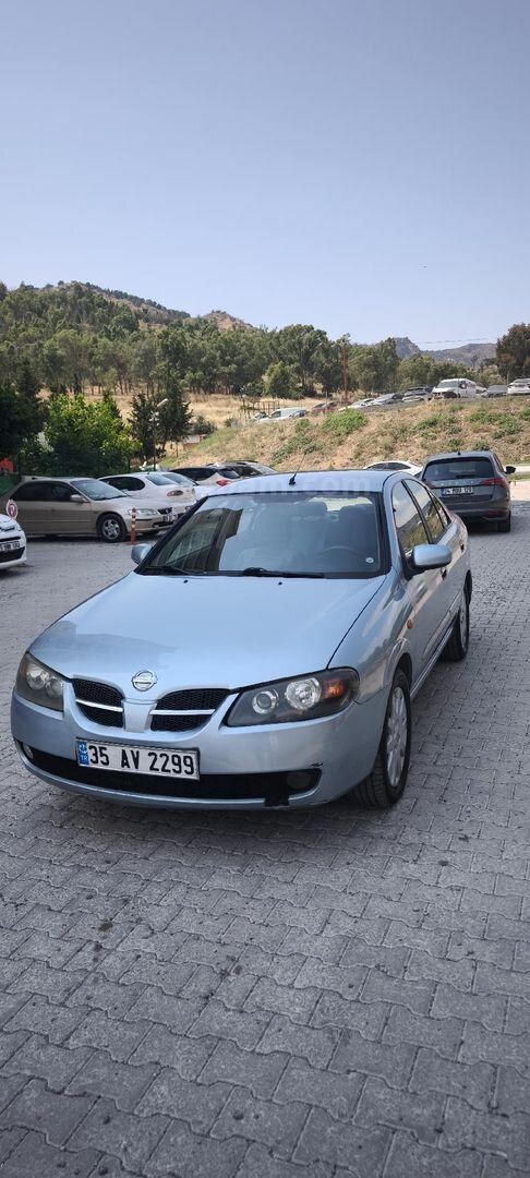 Sahibinden Nissan Almera 1.5 Tekna 2004 Model İzmir 255.555 km Mavi (metalik) 2