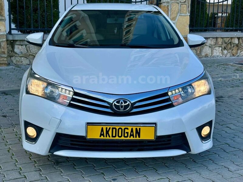 Sahibinden Toyota Corolla 1.4 D-4D Advance 2014 Model Mersin 221.000 km Beyaz