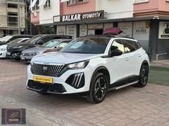2025 PEUGEOT 2008/CAM TAVAN/HATASIZ BOYASIZ/15.000KM/SERVİS BKML