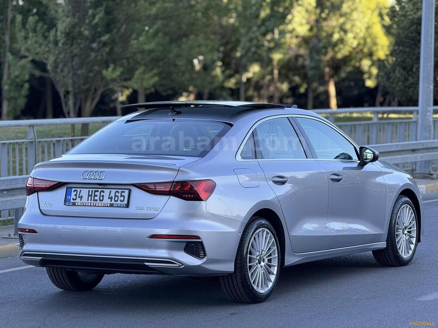 Galeriden Audi A3 Sedan 35 TFSI Advanced 2023 Model İstanbul 97.000 km Gri 5