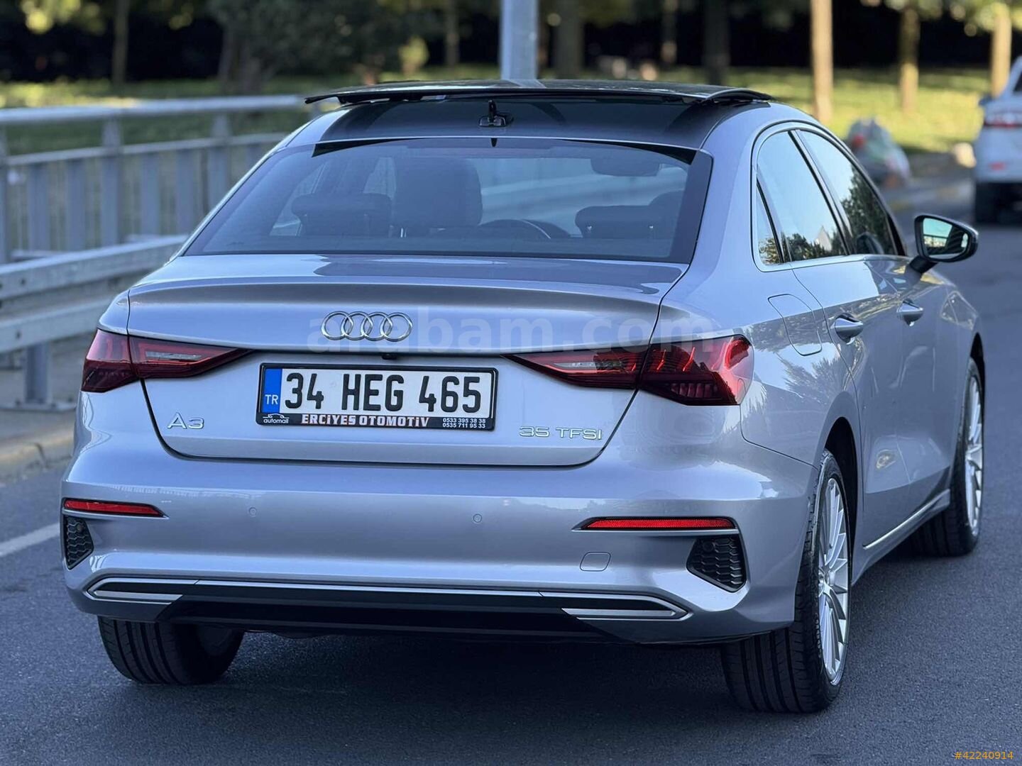 Galeriden Audi A3 Sedan 35 TFSI Advanced 2023 Model İstanbul 97.000 km Gri 6