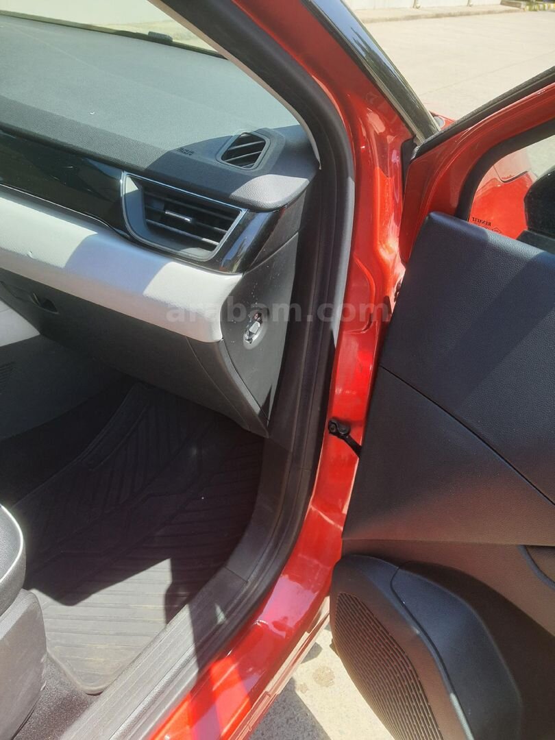 Sahibinden Renault Captur 1.3 TCe Icon 2020 Model İzmir 54.000 km Kırmızı 3