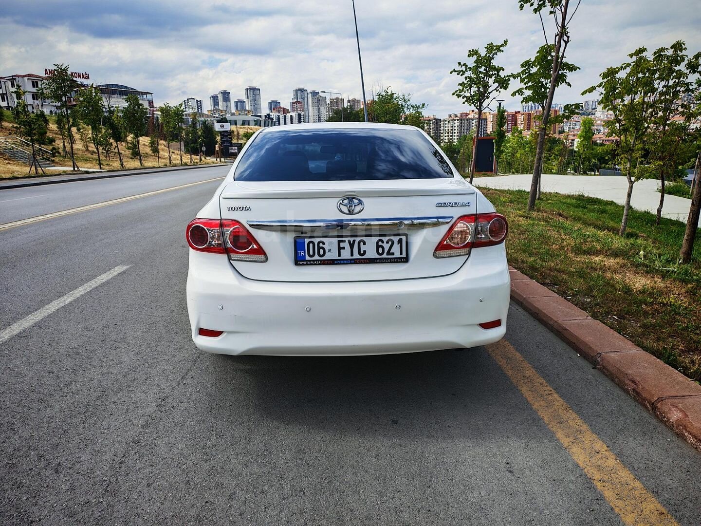 Sahibinden Toyota Corolla 1.6 Elegant 2011 Model Ankara 129.000 km Beyaz 2