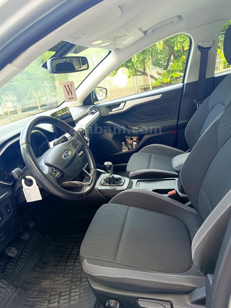 Sahibinden Ford Focus 1.5 Ti-VCT Titanium 2019 Model Uşak 126.000 km Gri 6