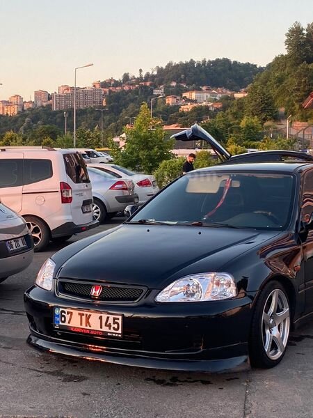 Sahibinden Honda Civic 1.4 i S 2000 Model Zonguldak 326.000 km Siyah