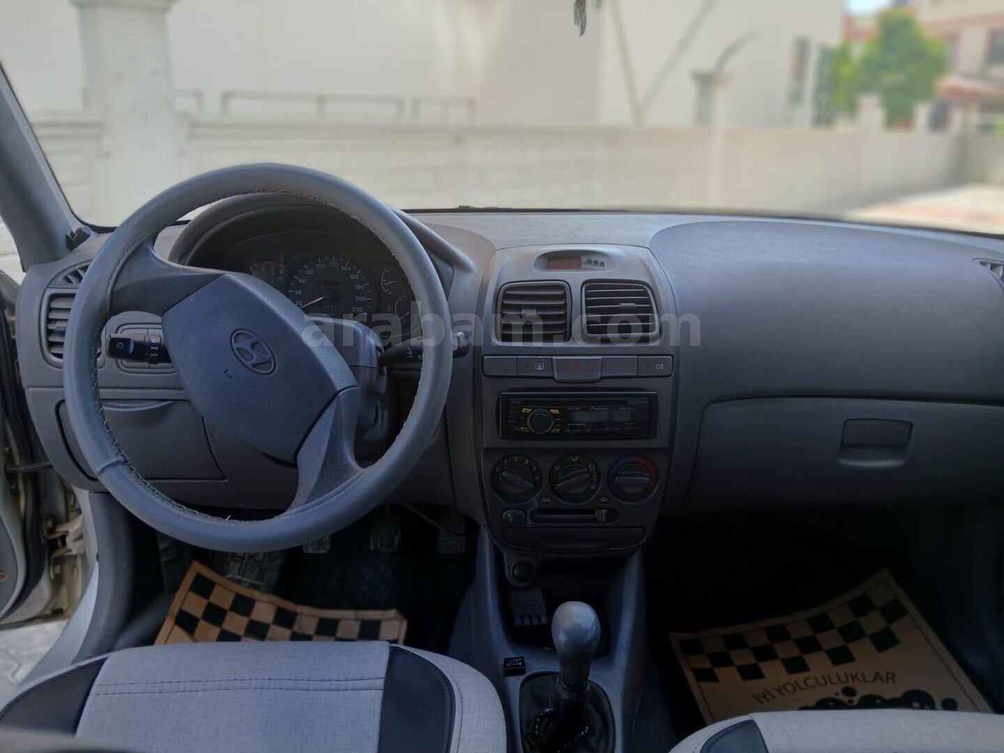 Sahibinden Hyundai Accent 1.3 LX 2001 Model Osmaniye 213.000 km Gri (Gümüş) 7