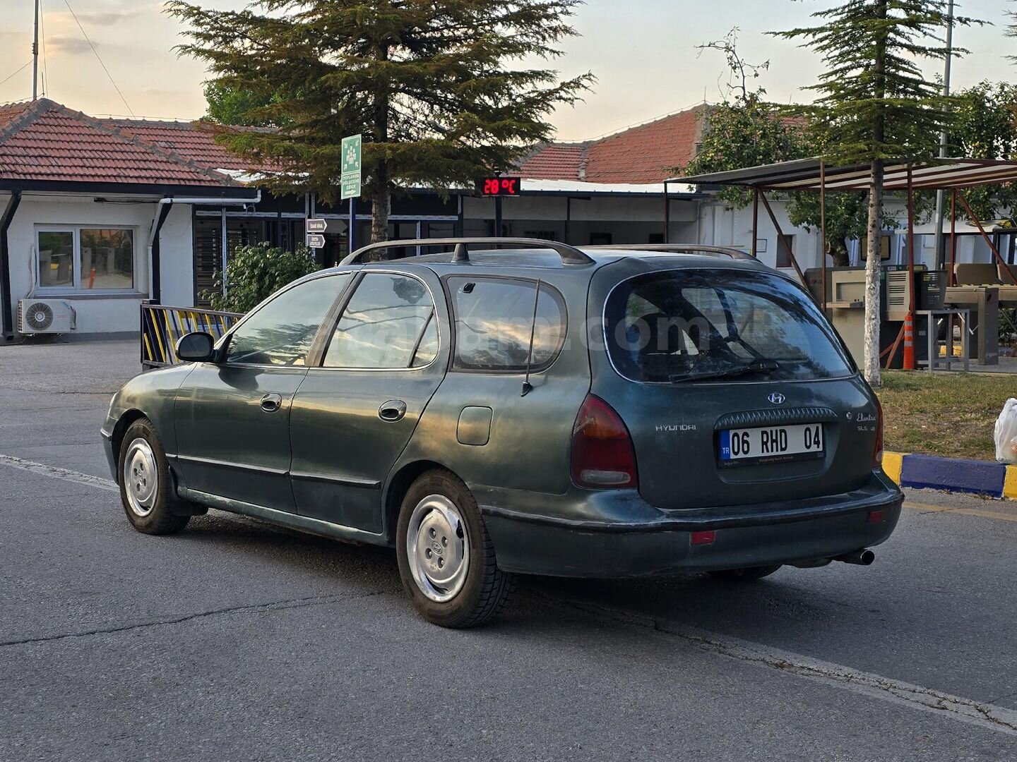 Sahibinden Hyundai Elantra 1.8 GLS 1996 Model Ankara 242.000 km Yeşil (metalik) 3