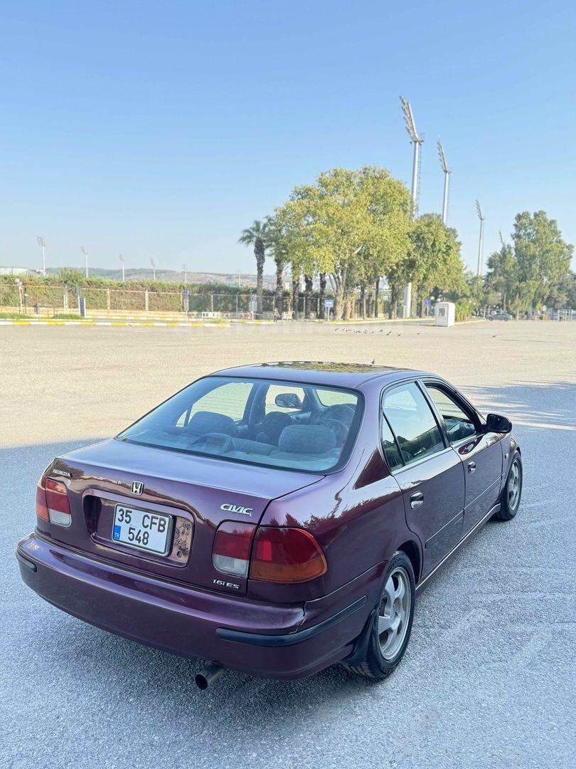 Sahibinden Honda Civic 1.6 i ES 1998 Model İzmir 380.000 km Bordo 7