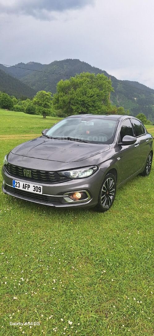 Sahibinden Fiat Egea 1.4 Fire Lounge 2023 Model Hatay 77.000 km Gri (titanyum) 4