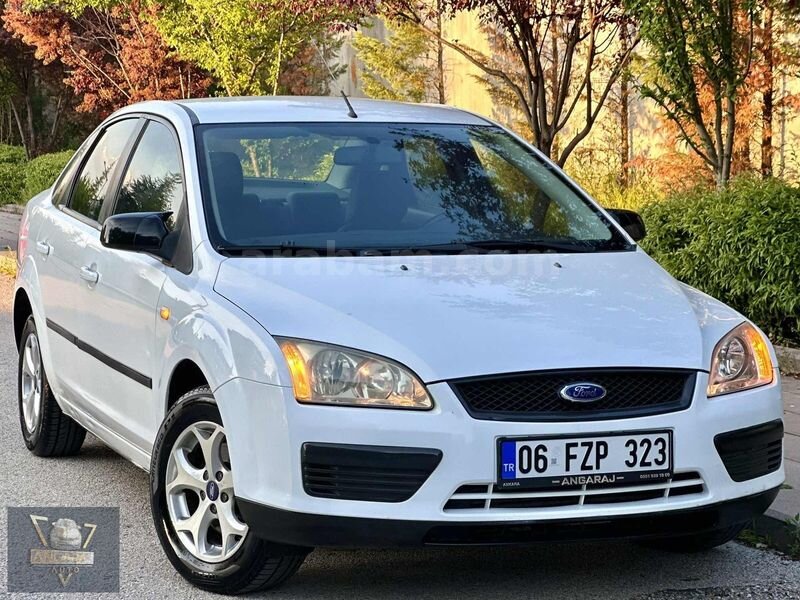 Galeriden Ford Focus 1.6 TDCi Trend 2007 Model Ankara 240.000 km Beyaz