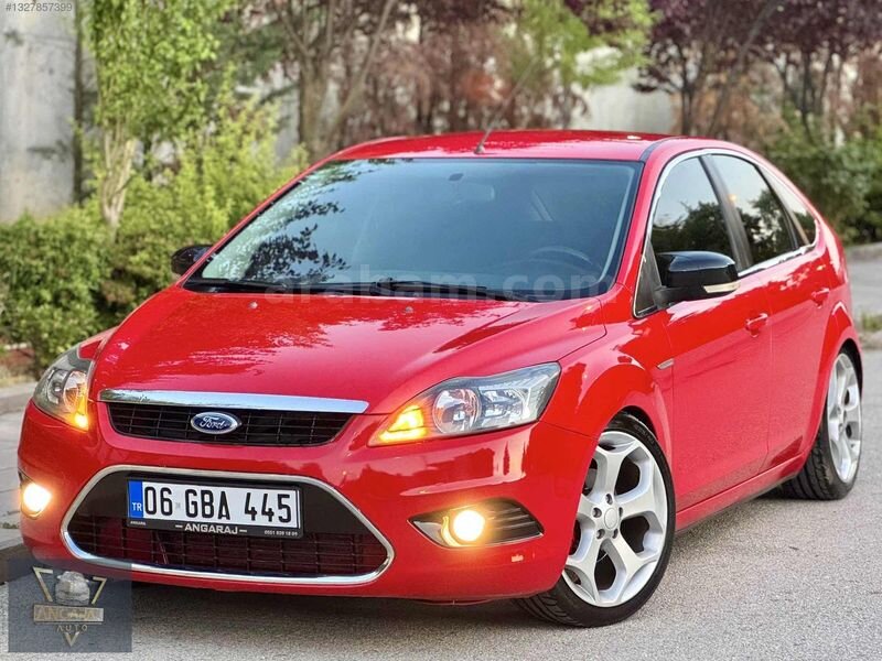 Galeriden Ford Focus 1.6 TDCi Collection 2011 Model Ankara 225.000 km Kırmızı