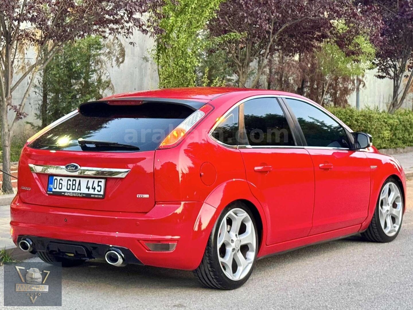 Galeriden Ford Focus 1.6 TDCi Collection 2011 Model Ankara 225.000 km Kırmızı 3