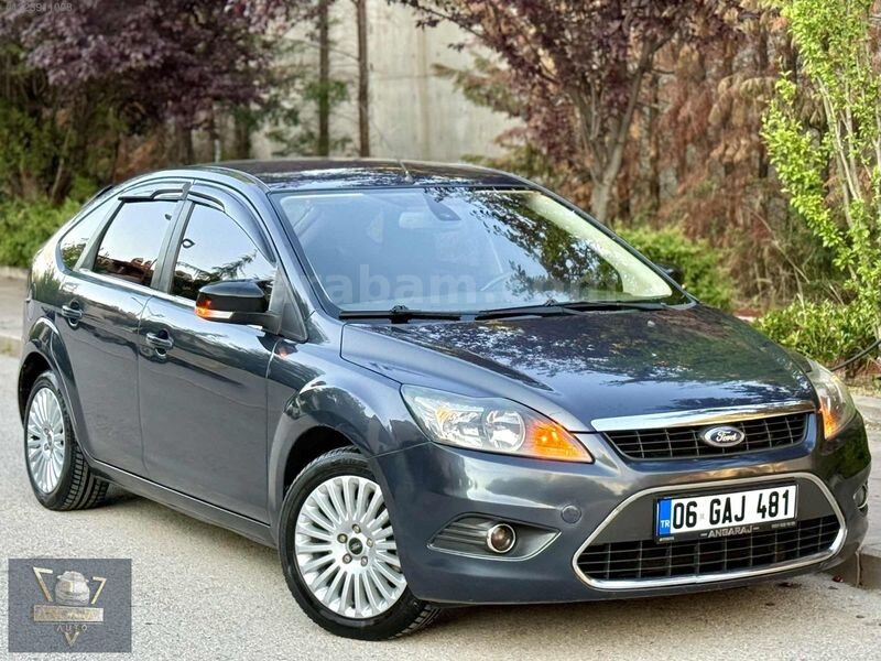 Galeriden Ford Focus 1.6 Titanium 2010 Model Ankara 215.000 km Füme