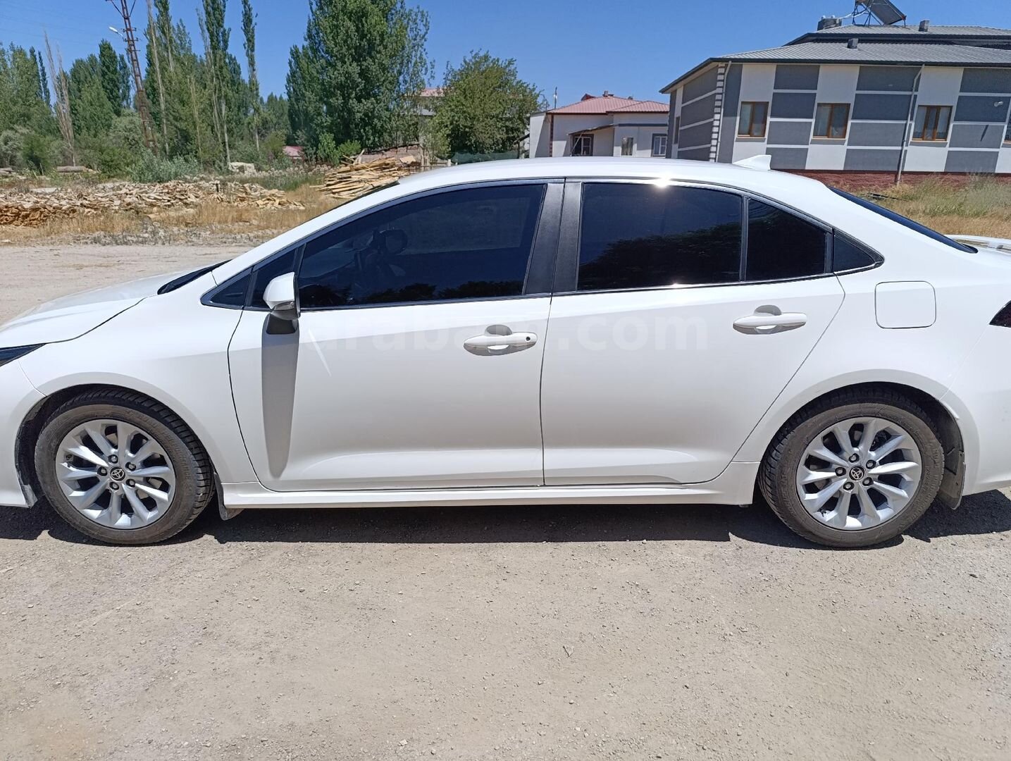 Sahibinden Toyota Corolla 1.5 Dream 2021 Model Kahramanmaraş 124.500 km Beyaz 4