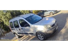 Sahibinden Renault Kangoo Multix 1.5 dCi Authentique 2011 Model  530.000 km Gri