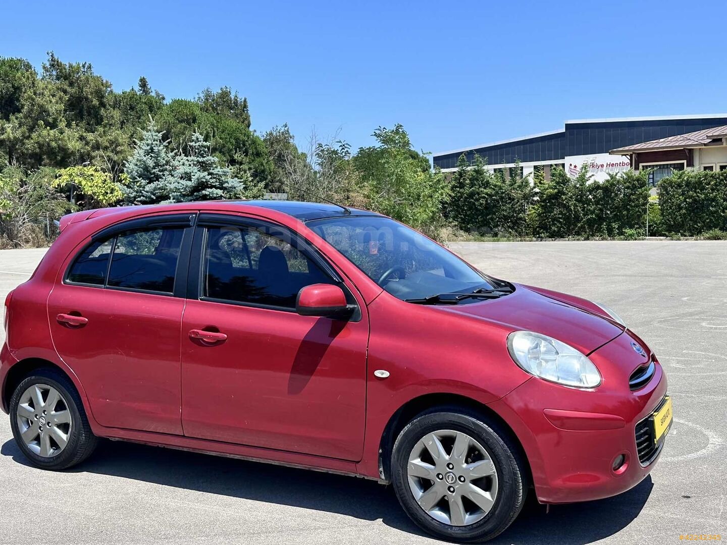 Galeriden Nissan Micra 1.2 Platinum 2012 Model İstanbul 180.000 km Kırmızı 3