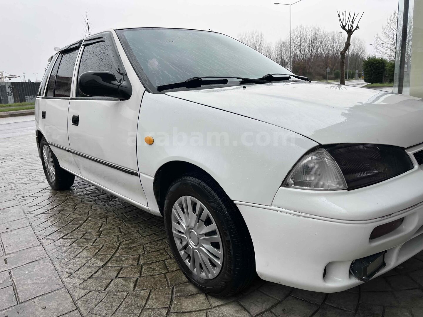 Sahibinden Suzuki Swift 1.3 GLX 1998 Model Sakarya 200.000 km Beyaz 4