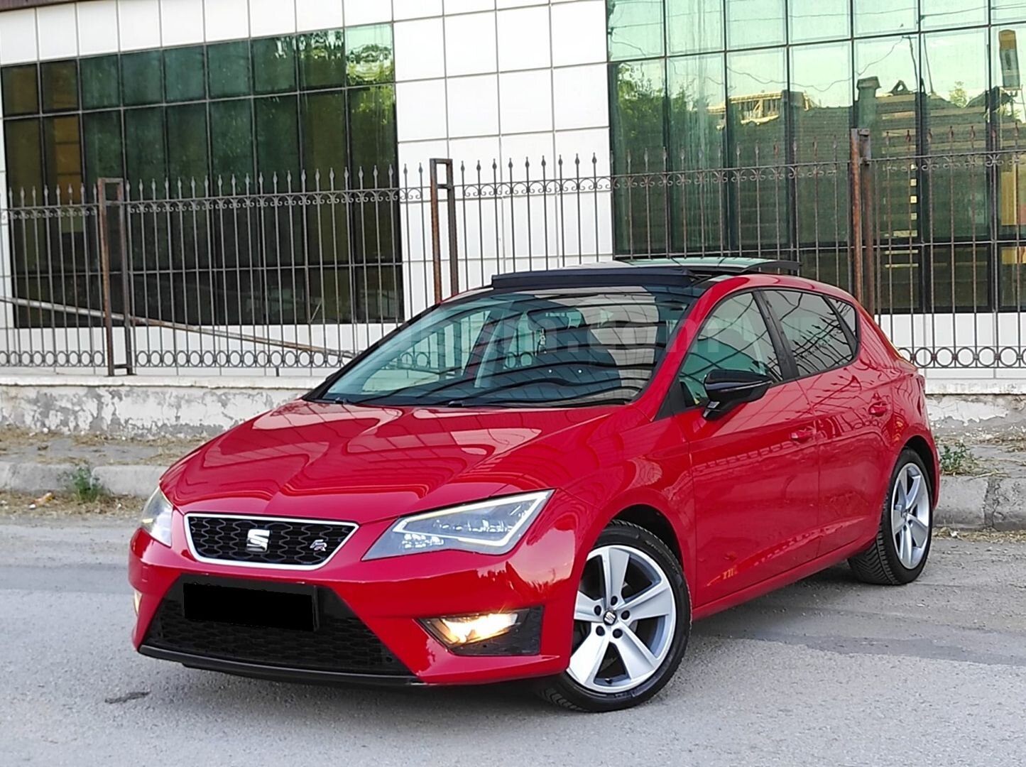 Galeriden Seat Leon 1.4 EcoTSI FR 2016 Model Ankara 186.000 km Kırmızı 5