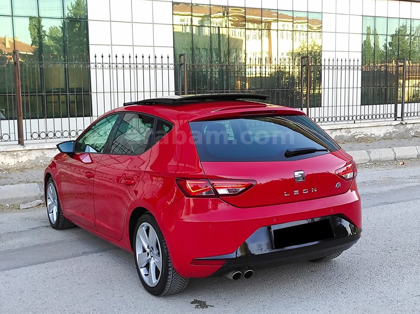 Galeriden Seat Leon 1.4 EcoTSI FR 2016 Model Ankara 186.000 km Kırmızı 7