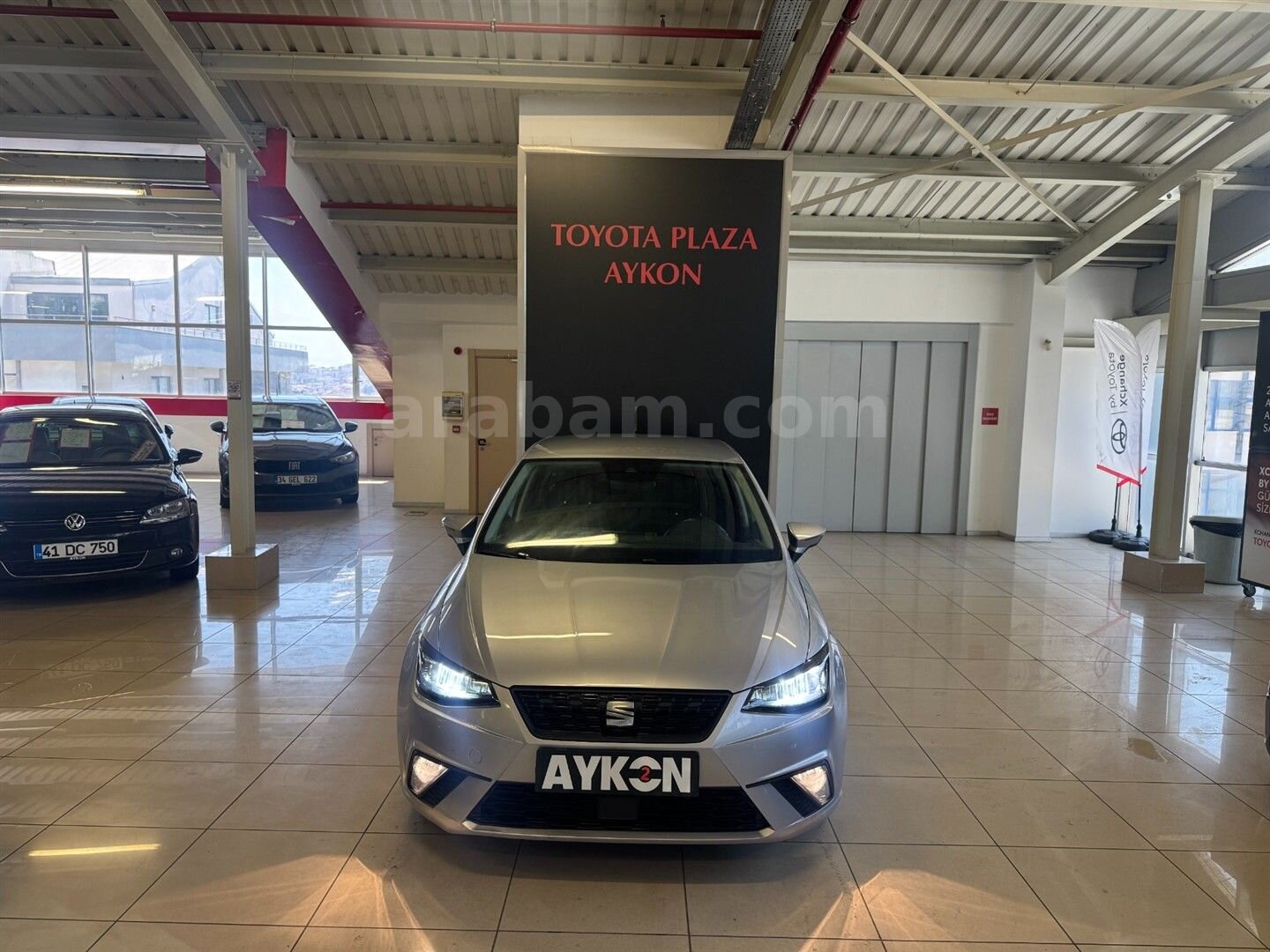 Galeriden Seat Ibiza 1.0 Style 2023 Model Kocaeli 105.194 km Gri 1